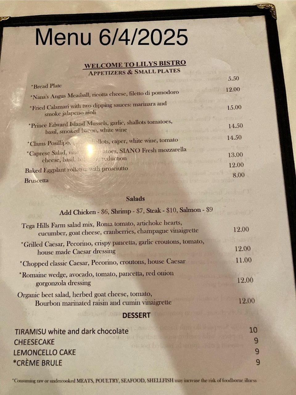 Menu page showing boxed lunches and drinks.